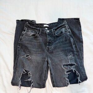 Black high waisted 4 buttons mom jeans